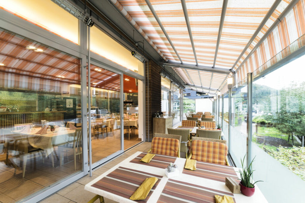 ristorante a bolzano pizzeria a bolzano_DSC2675 Ristorante Pizzeria a Bolzano svg+xml;charset=utf