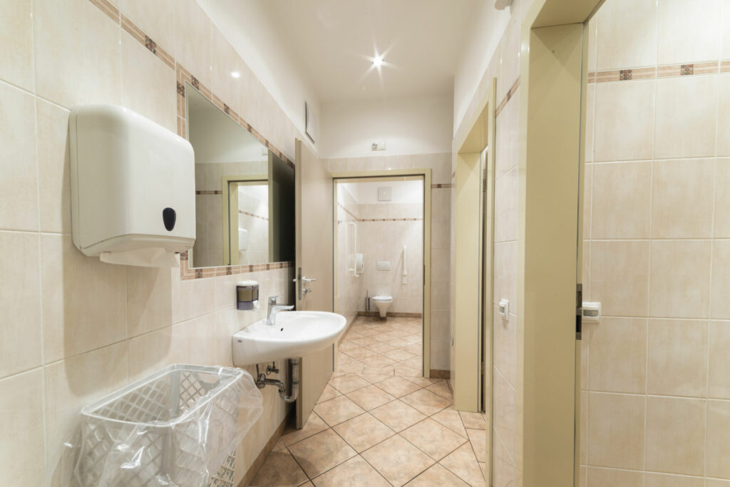 ristorante a bolzano pizzeria a bolzano_DSC2694 Ristorante Pizzeria a Bolzano svg+xml;charset=utf